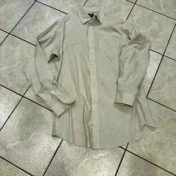 Jos. A Banks Lot of 3 Dress Shirts Size 16 1/2 36 - Picture 2 of 10